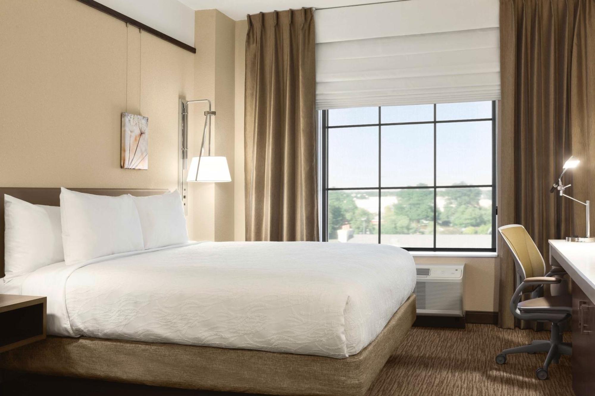 Hilton Garden Inn Charlotte Southpark Екстериор снимка