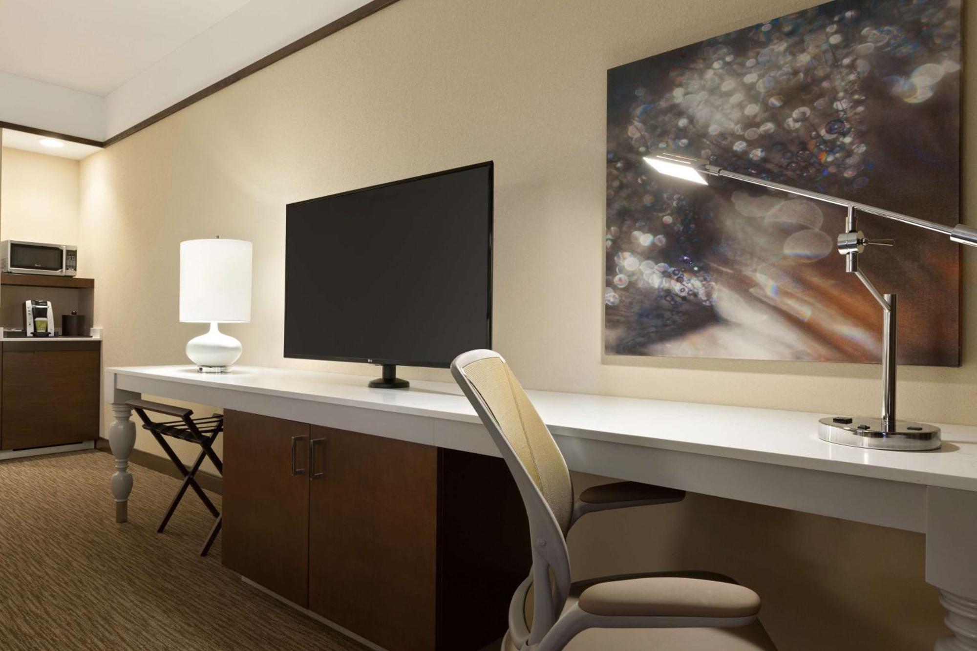Hilton Garden Inn Charlotte Southpark Екстериор снимка
