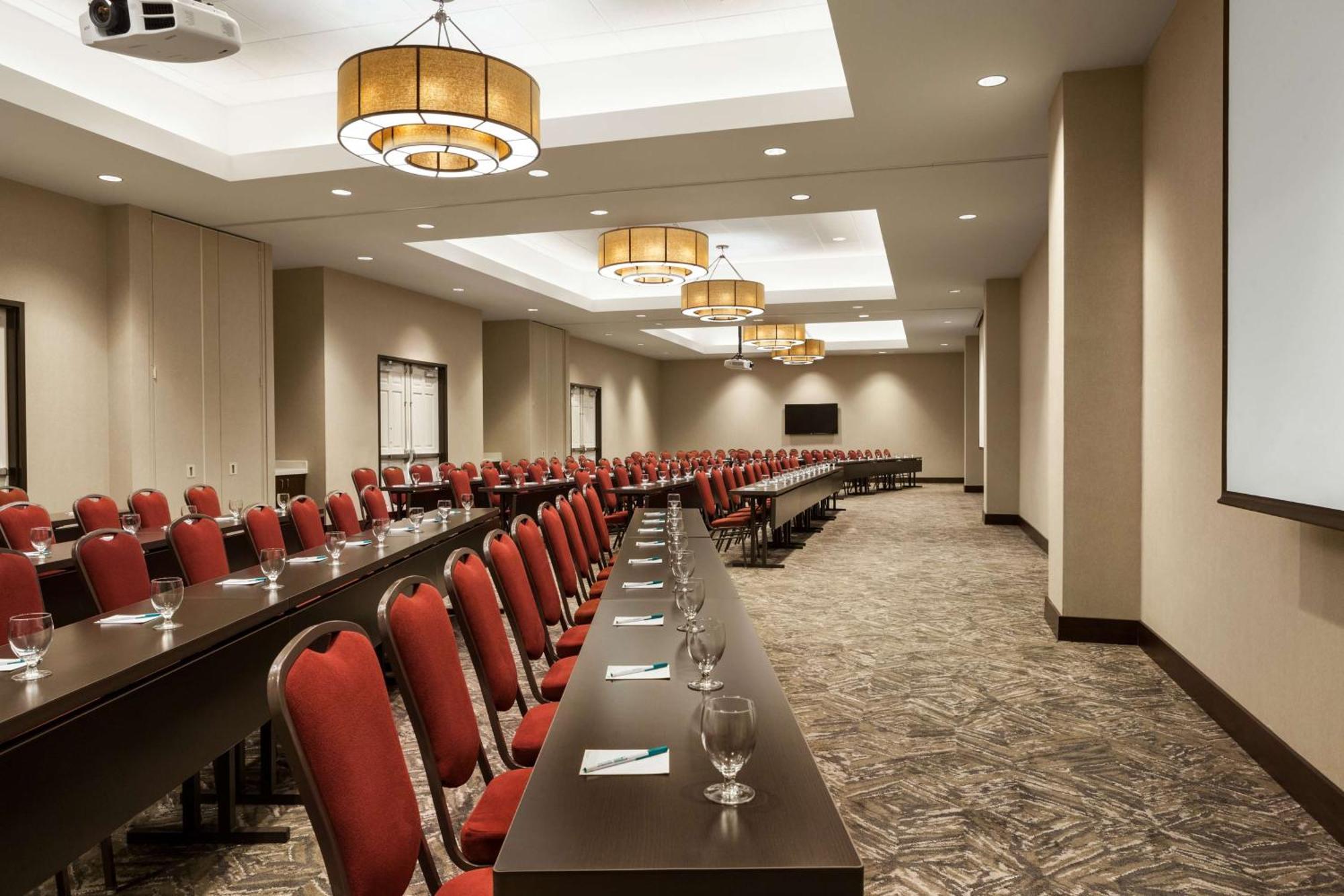 Hilton Garden Inn Charlotte Southpark Екстериор снимка