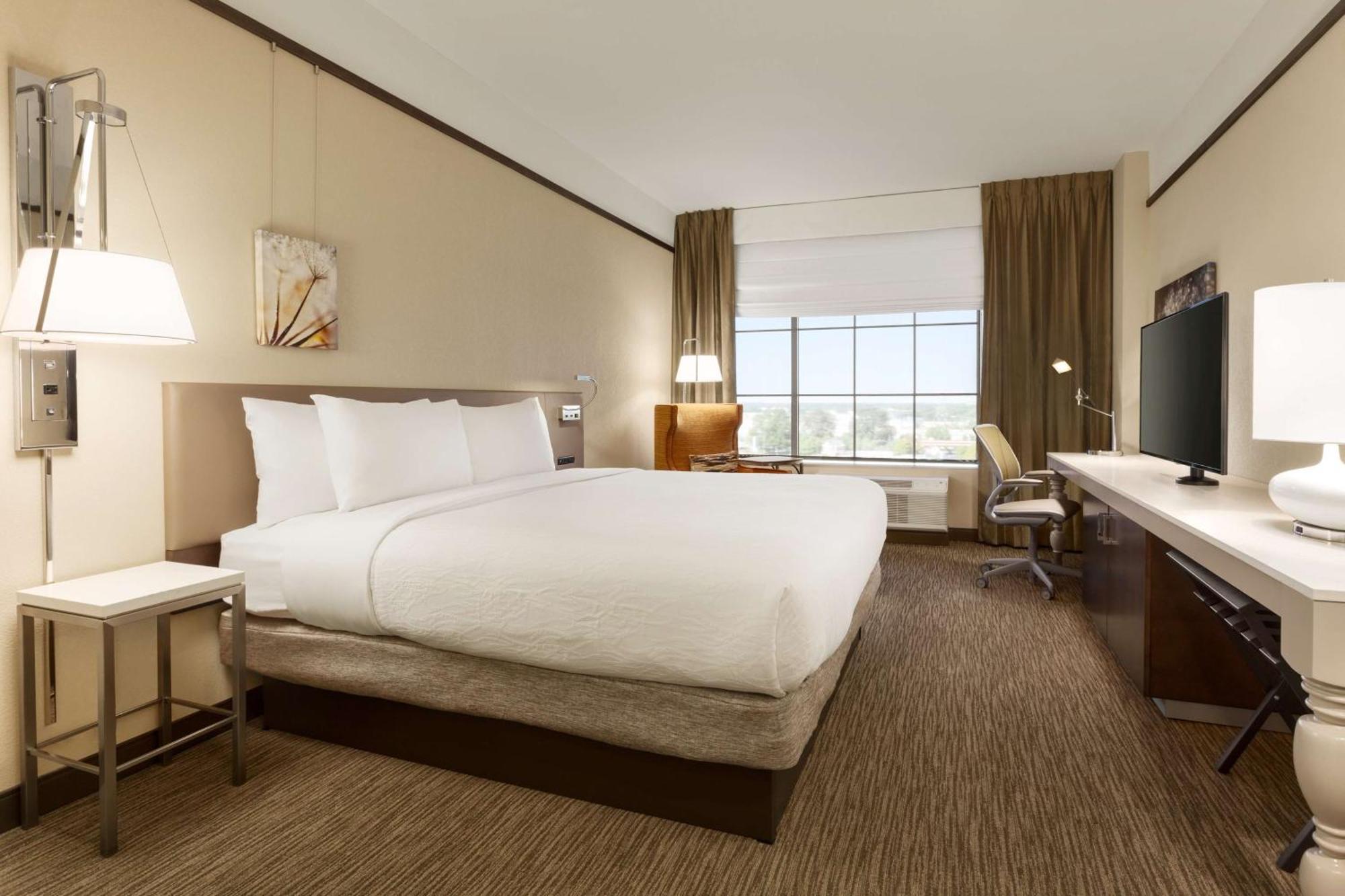 Hilton Garden Inn Charlotte Southpark Екстериор снимка