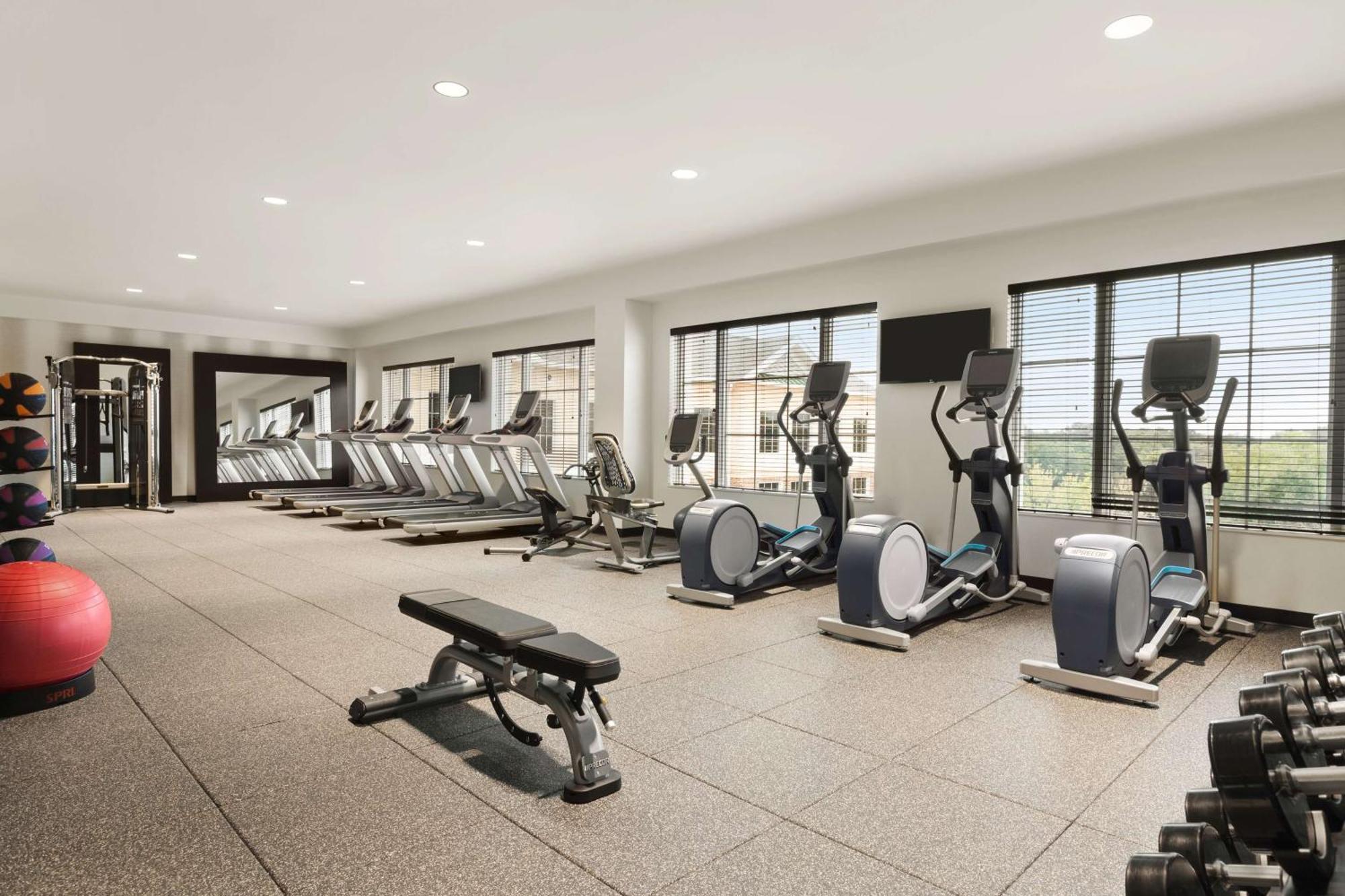 Hilton Garden Inn Charlotte Southpark Екстериор снимка